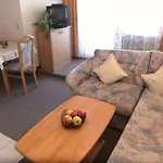 Vogloeder Hof בית הארחה 4*